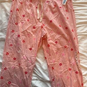 Old Navy Pink Heart and Lip Print Pajama Pants